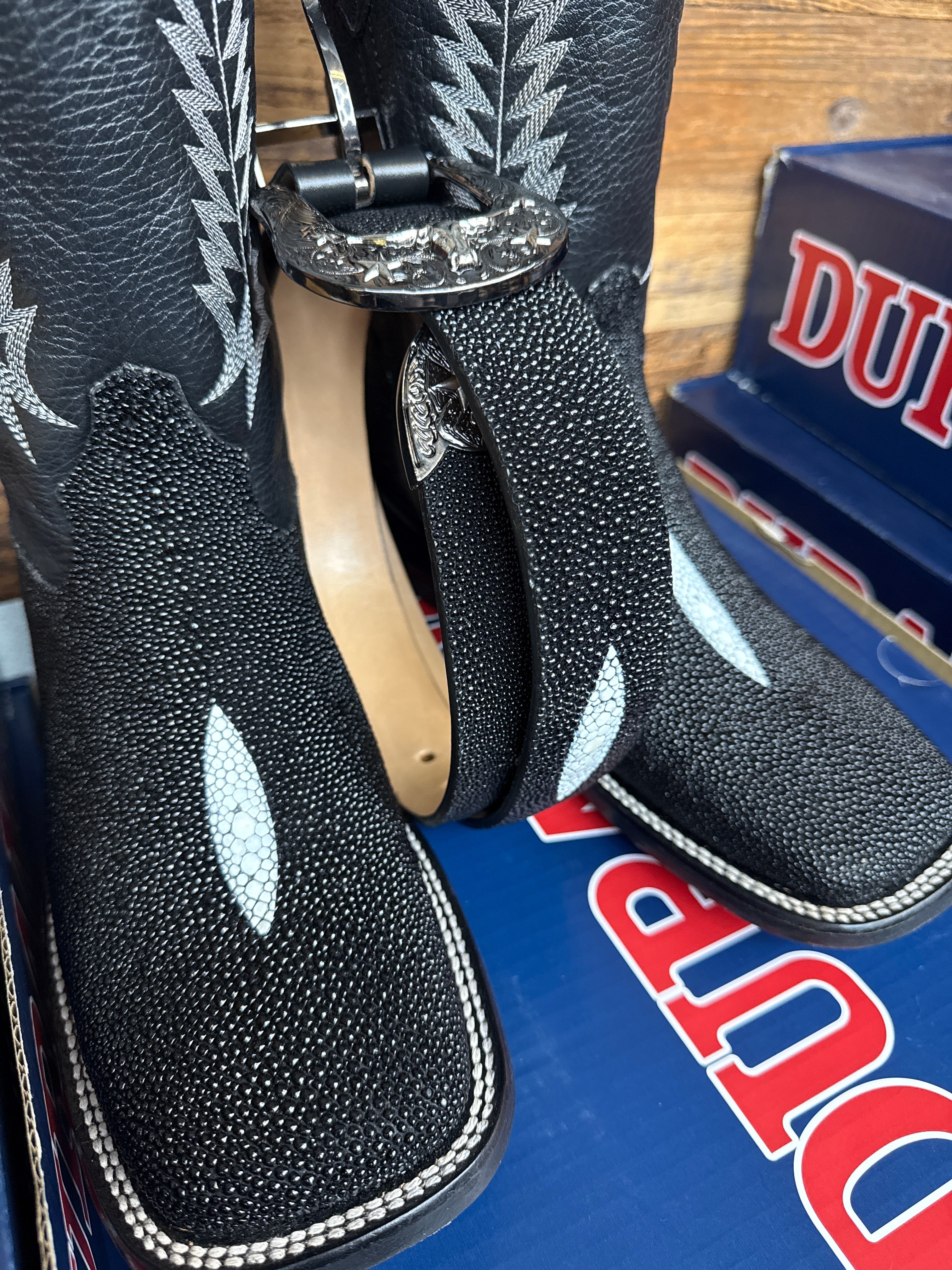 Manta ray boots