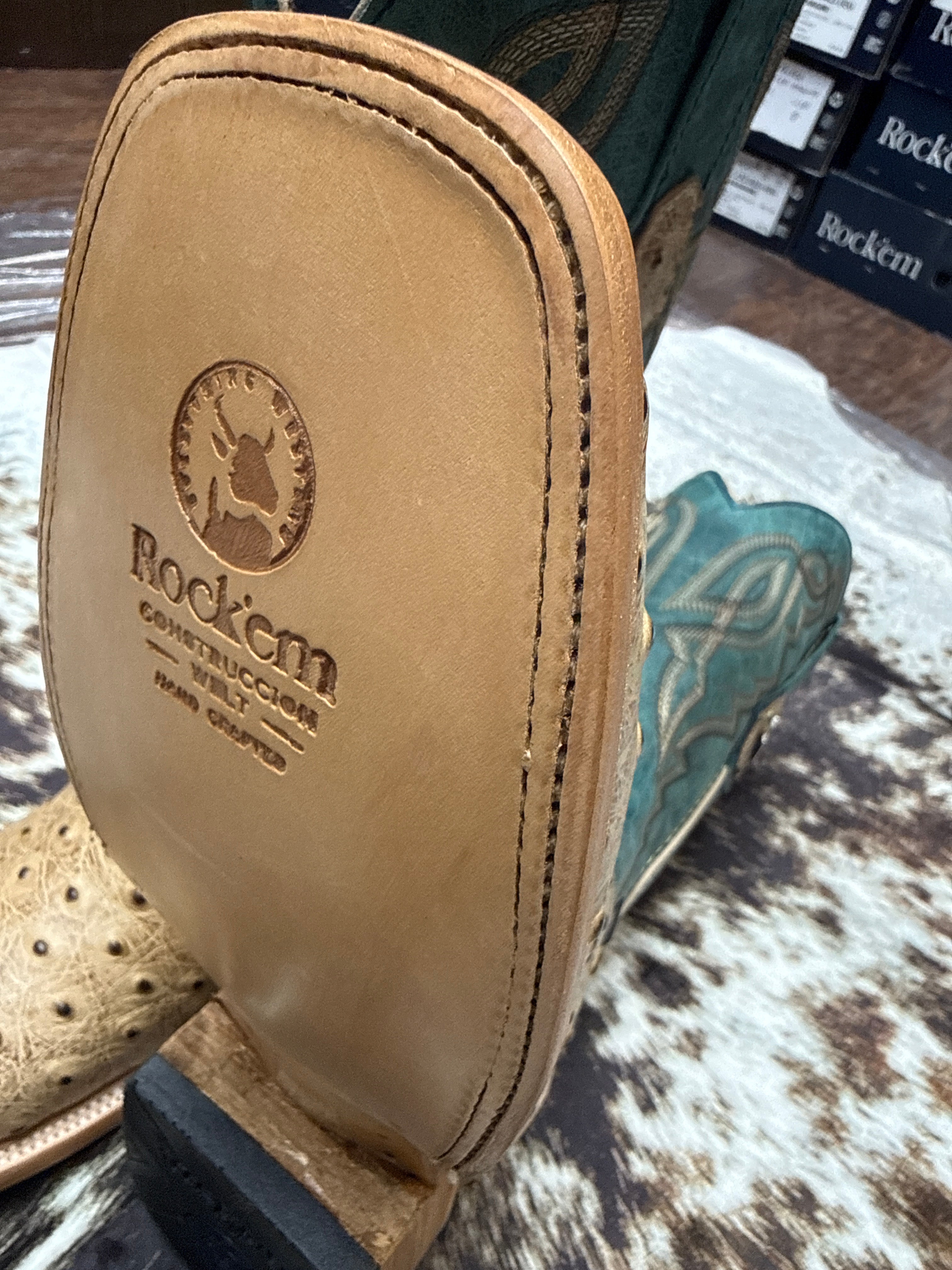 Regegate ostrich Seald