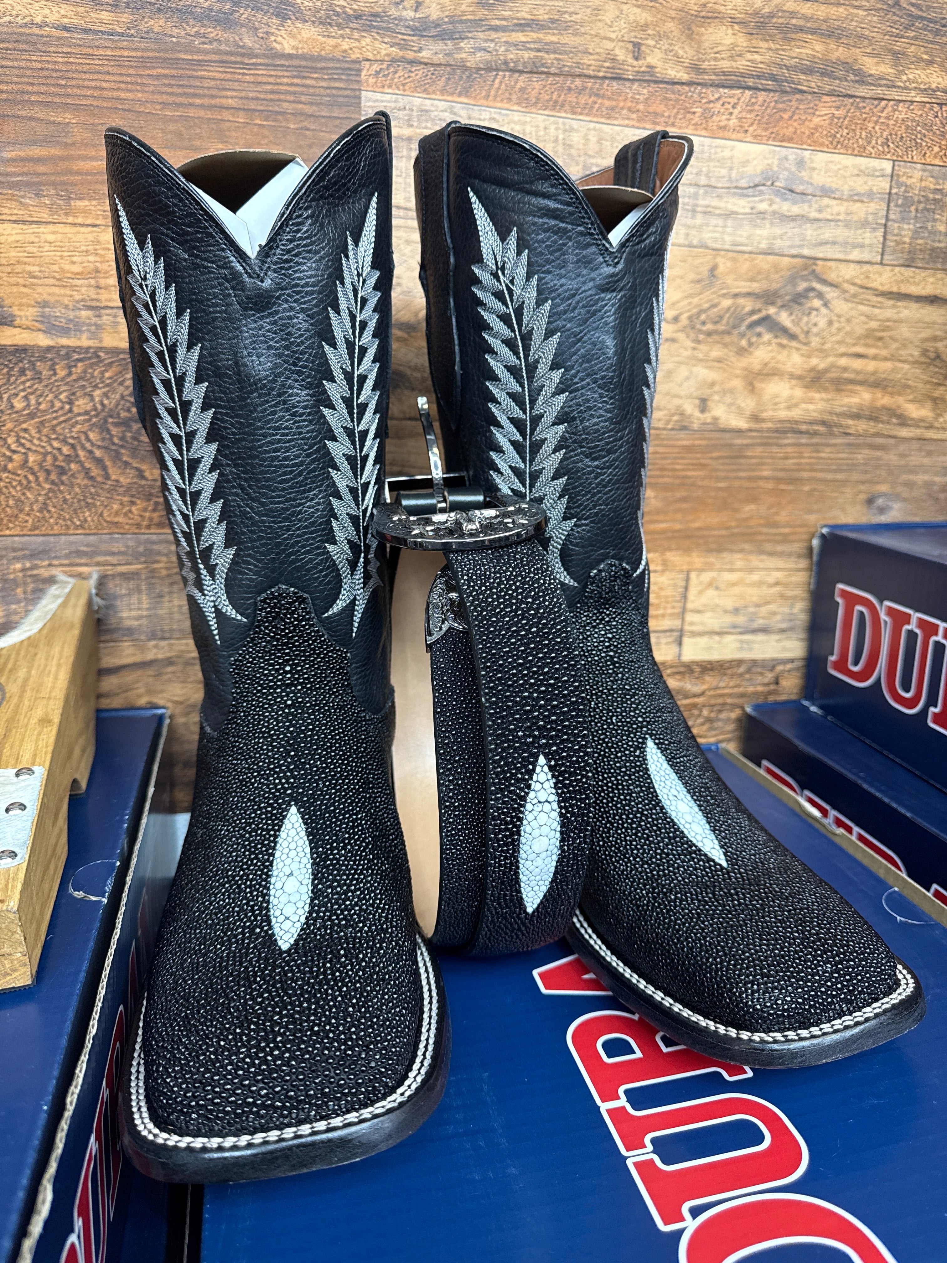 Manta ray boots